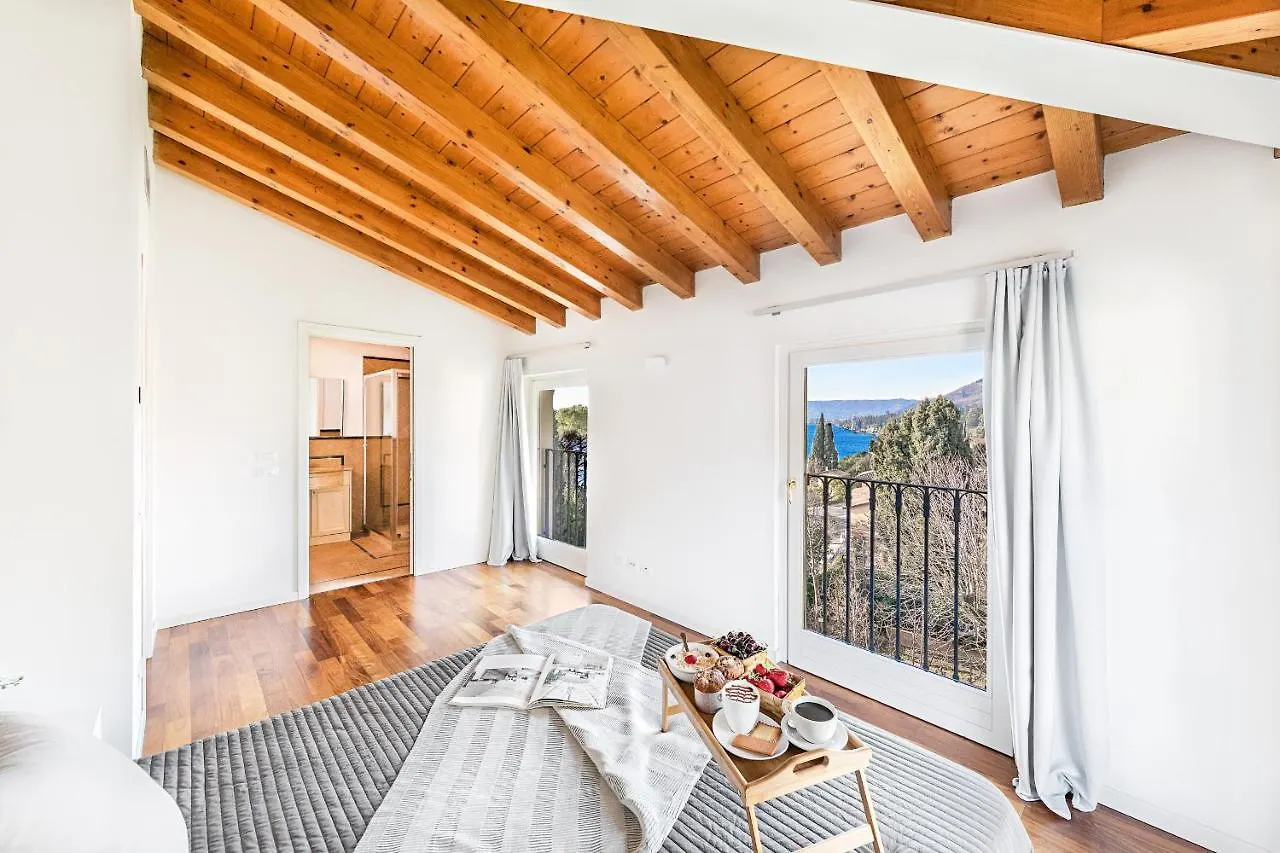 Poggio Di Fasano 9 Apartment By Wonderful Italy Gardone Riviera